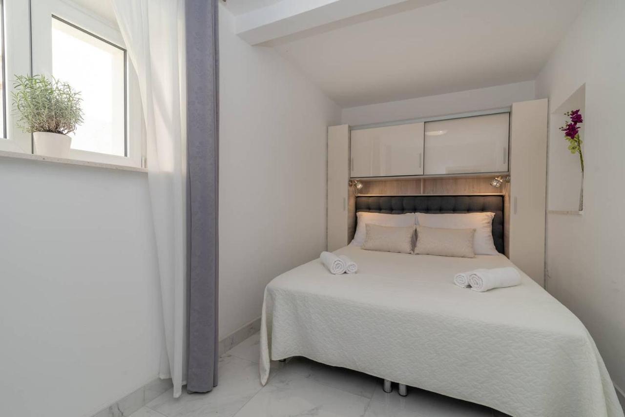 Eden Mediterranean House Vrsine Εξωτερικό φωτογραφία