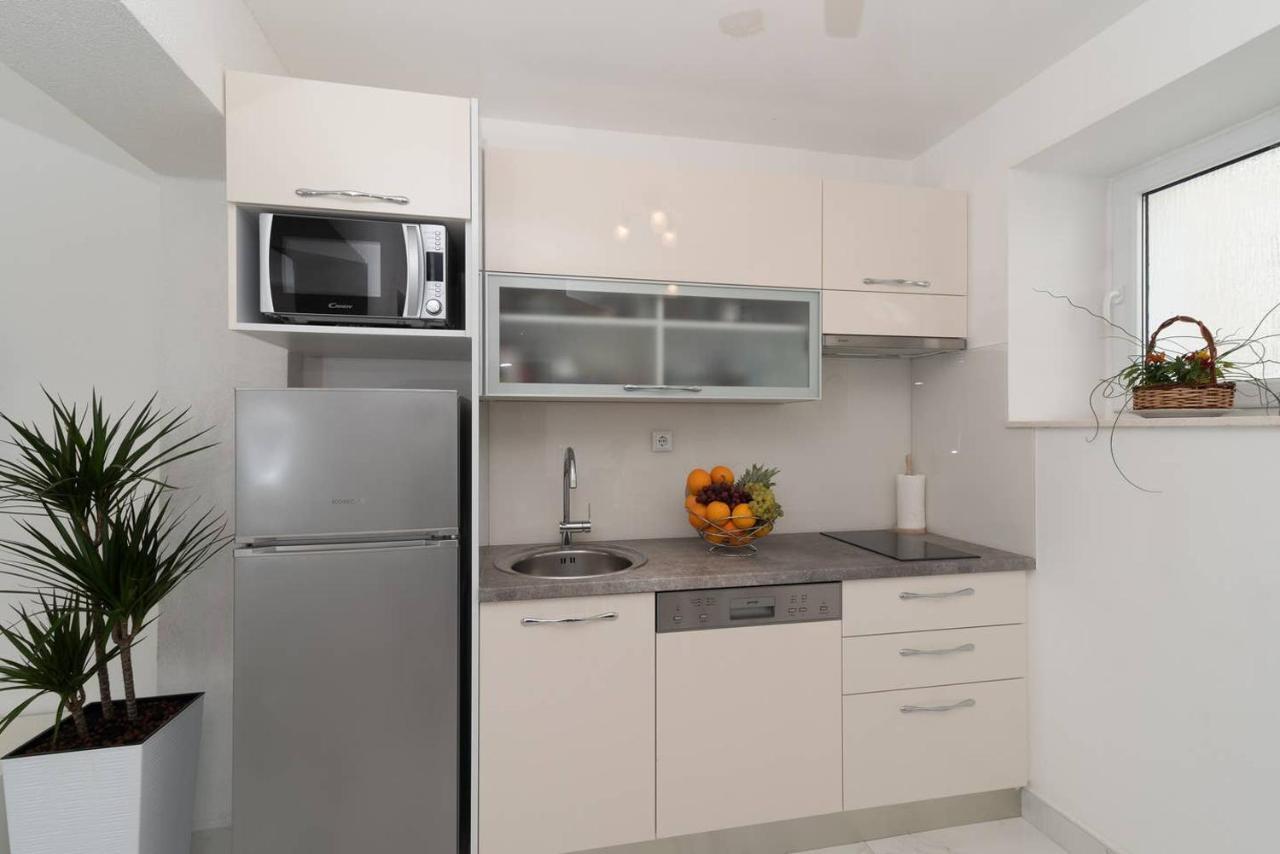 Eden Mediterranean House Vrsine Εξωτερικό φωτογραφία